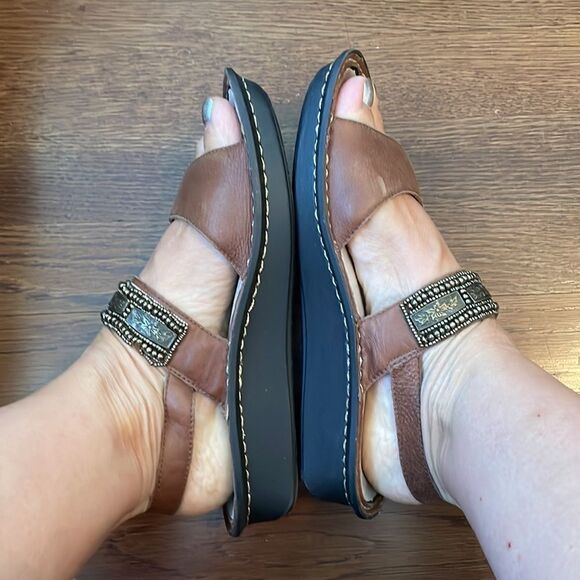 Alegria
by PG Lite brown leather Velcro strap sandals with bronze details on top - Picture 7 of 9